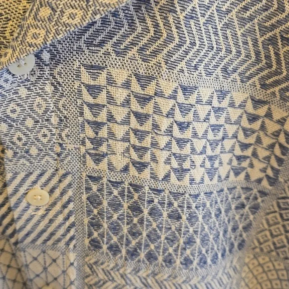 HOLLISTER Unique Mens Shirt - Picture 3 of 5